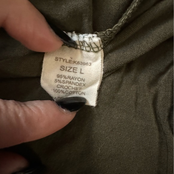 Women’s me & u top - Picture 3 of 7